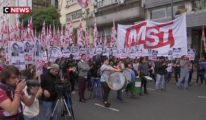 Argentine : manifestation anti-Bolsonaro
