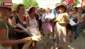 Toulouse : les professeurs en grève sont venus rendre leurs copies