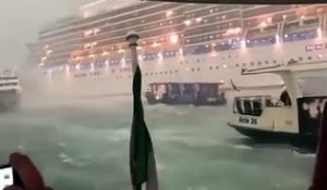 Venise : Une nouvelle fois un bateau de croisière a manqué de percuter des ferry et un quai bordant la ville hier