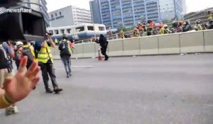 Hong Kong - Affrontements entre police et manifestants !