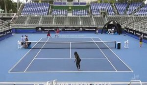 De près comme de loin, Serena Williams fait admirer sa précision