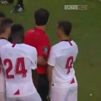 Football - Joris Gnagnon perd son sang-froid dans un match de présaison