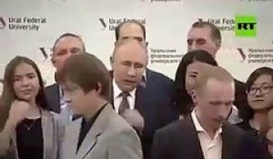 Cet étudiant russe va avoir de gros problèmes après avoir rencontré Vladimir Poutine