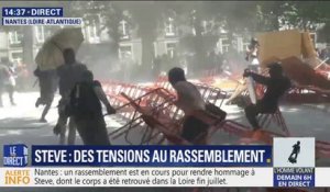 Nantes: des barricades sont en train d'être dressées lors du rassemblement contre les violences policières