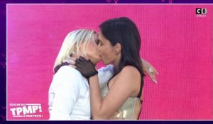 Une téléspectatrice se révolte contre le baiser de Kelly Vedovelli et Agathe Auproux