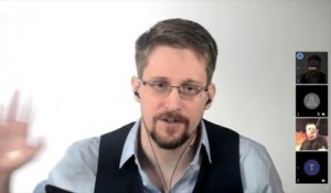 Edward Snowden : "J'ai critiqué le gouvernement russe depuis que je suis arrivé ici !"