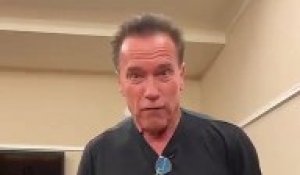 Arnold Schwarzenegger clash Sylvester Stallone et son couteau
