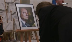 L'hommage des Français à Jacques Chirac