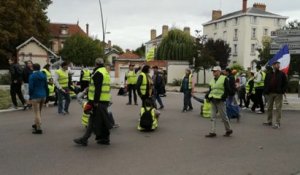 Des gilets jaunes manifestent à Troyes