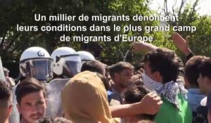 Des migrants continuent d'arriver sur l'île grecque de Lesbos