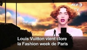 Mode: le défilé Louis Vuitton clôt la Fashion Week de Paris