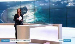 La Réunion: Emmanuel Macron accueilli par des "gilets jaunes"