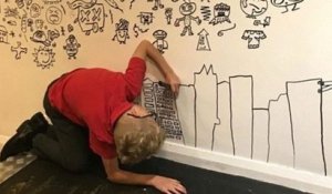 Ce jeune garçon de 9 ans n'arrêtait pas de dessiner en classe, il est appelé par un restaurant pour qu'il dessine sur le mur de sa salle à manger