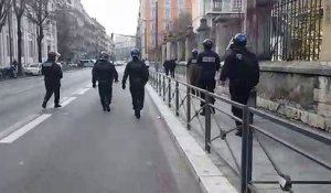 Grève du 5 décembre : 14h25 : Les policiers de la CDI se déploient rue Lesdiguières