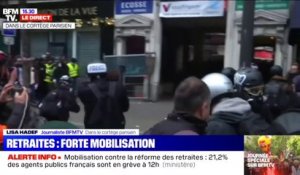 Retraites: plusieurs gendarmes et CRS retranchés visés par des projectiles