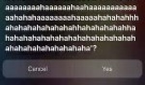 Siri d'un Iphone qui essaye de lire un texto ! MDR