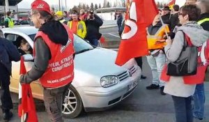 Vesoul : les manifestants contre le projet de réforme des retraites bloquent la RN19