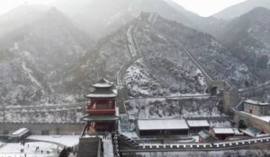 Les images poétiques de la Grande Muraille de Chine sous la neige