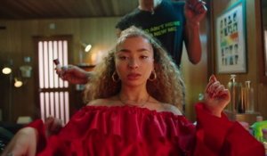 Ella Eyre - New Me