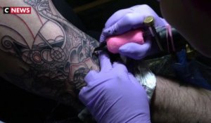 Le tatouage fait de plus en plus d’adeptes en France