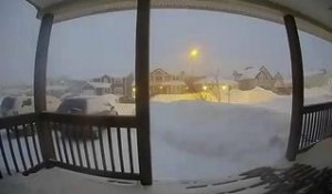 24h de blizzard et neige : on ne voit plus la maison ! Canada