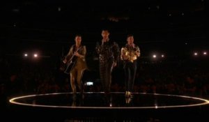 Jonas Brothers – Five More Minutes & What A Man Gotta Do (LIVE) - GRAMMY AWARDS 2020