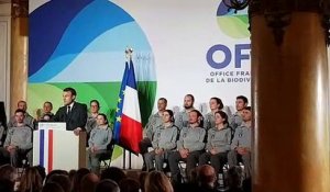 Emmanuel Macron à Chamonix :  "Nous avons un devoir moral très profond de reconnaissance de la valeur propre de la biodiversité "