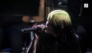 Billie Eilish a laissé ses fans sans voix en chantant "No time to die" aux Brit Awards