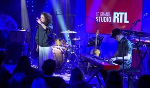 Barbara Pravi - Reviens pour l'hiver (Live) - Le Grand Studio RTL