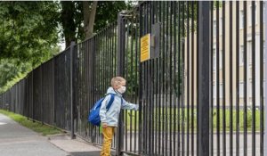 Insolite : une école primaire à Avignon doit interdire le lancer d'écoliers