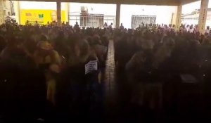 Des militants du RPG Arc-en-ciel mobilisés en masse au siège du parti