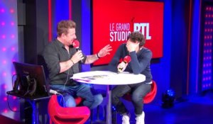 Mathieu Madenian répond à l'interview Charles Aznavour - Le Grand Studio RTL Humour