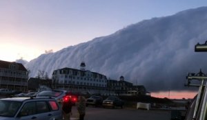 Un impressionnant nuage filmé au dessus de Rhode Island