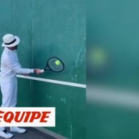 Federer (re)fait le mur et lance un défi - Tennis - WTF