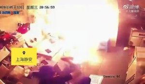 Explosion d'une batterie de moto électrique en pleine charge