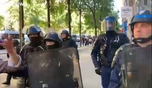 Manifestation à Paris: "Les sans-papiers sont ceux qui souffrent le plus de la crise sanitaire"