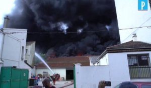 Aubervilliers : un entrepôt textile ravagé par les flammes