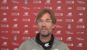Liverpool - Klopp plaisante de la coupe de cheveux des journalistes