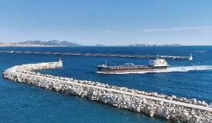 Marseille: un pétrolier avitailleur heurte l'entrée de la passe Nord du port