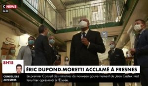Eric Dupond-Moretti acclamé par les prisonniers de Fresnes