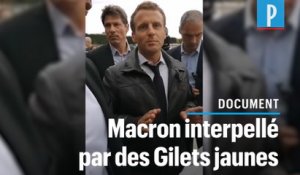 « J’y crois pas !  » : quand un groupe de Gilets jaunes croise Macron par hasard
