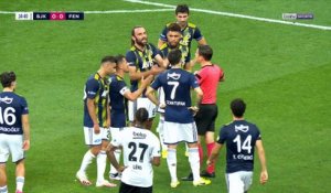 Süper Lig : Besiktas gagne le derby et se rapproche du podium