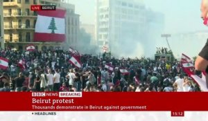 Beyrouth: des milliers de Libanais en colère manifestent pour demander des comptes
