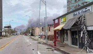 Un habitant de Lake Charles filme sa ville après le passage de l'ouragan Laura