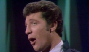 Tom Jones - With These Hands (Live On The Ed Sullivan Show, October 3, 1965)