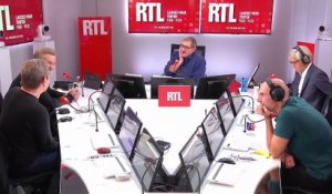 Eddy Mitchell et son fils Eddy Moine sont les invités exceptionnels et en direct de Bernard Lehut et d'Yves Calvi à l'occasion de la parution ce mercredi du "Dictionnaire de ma vie" publié chez Kero.