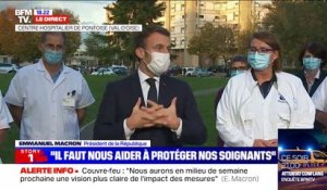 Emmanuel Macron sur le système de santé: "Il y avait beaucoup de tension mais tout le monde a pris ses responsabilités dans cette crise"
