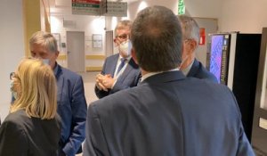 Le ministre de la Santé Frank Vandenbroucke à Liège pour visiter les unités Covid du CHC