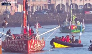 Voile : le départ du Vendée Globe vient d'être donné aux Sables d'Olonne