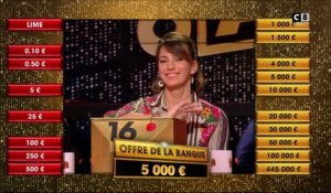 Que va décider de faire Marianne suite à l'offre des 5 000 euros du banquier ?
